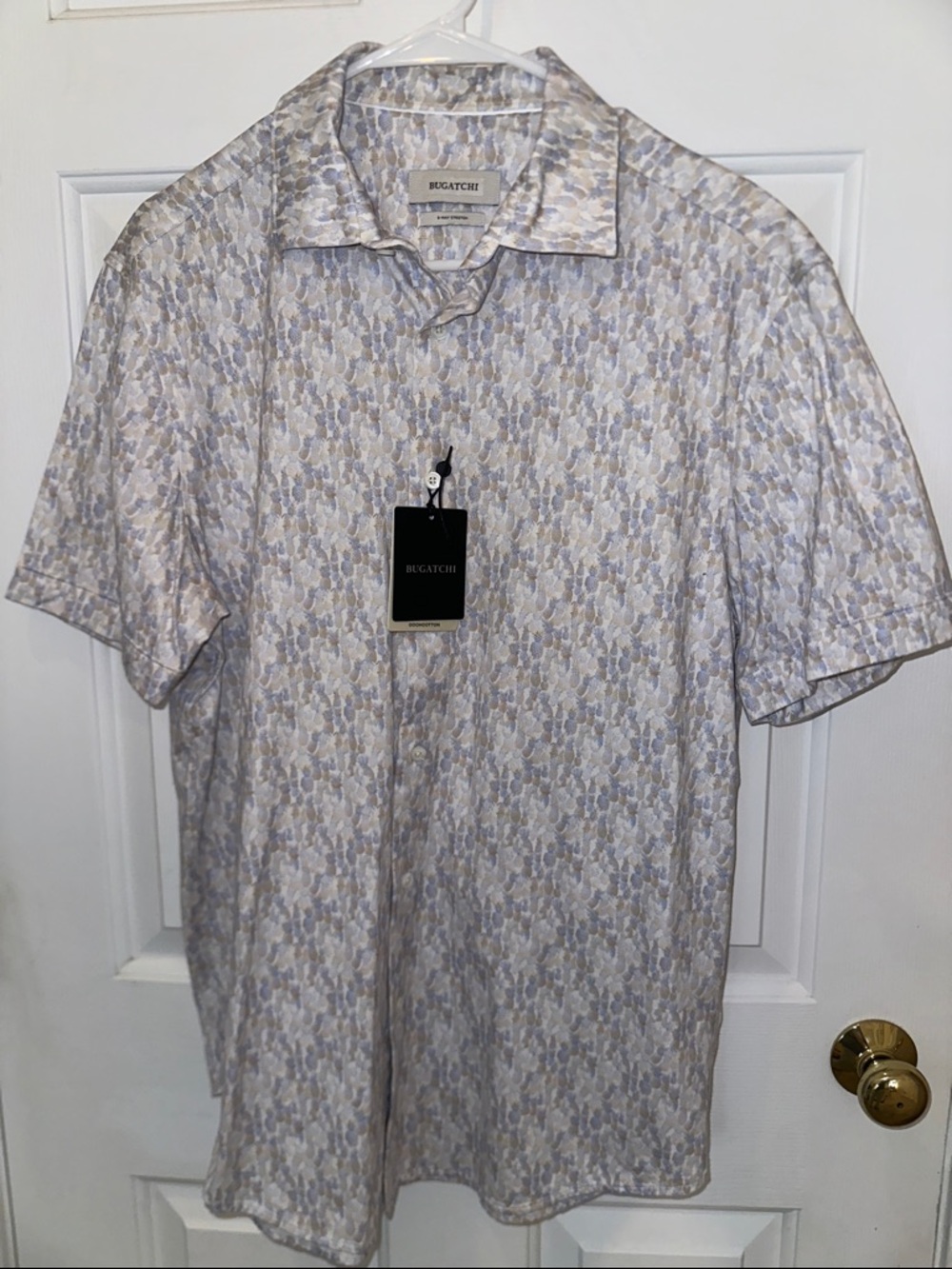 Bugatchi Short Sleeve Button-Down in Light Blue and Cream Mosaic